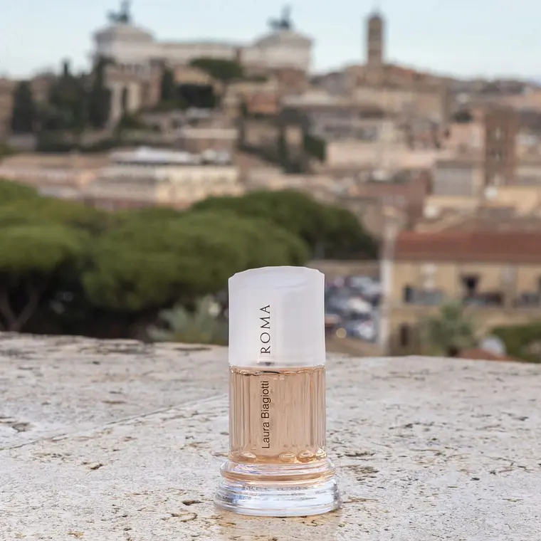 Laura Biagiotti Roma Fiori Bianchi Eau de Toilette 3
