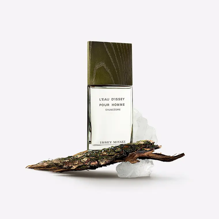 Issey Miyake  l'Eau d'Issey Pour Homme Eau & Cedre Man Eau de Toilette Intense 3