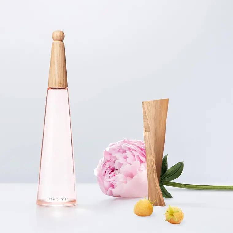 Issey Miyake L'Eau d'Issey Pivoine Eau de Toilette Intense 2