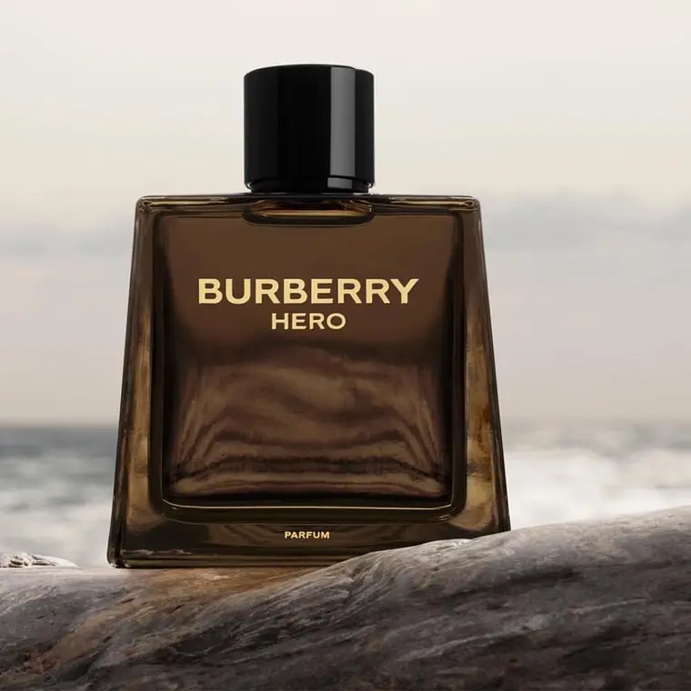 Burberry Hero Parfum 3
