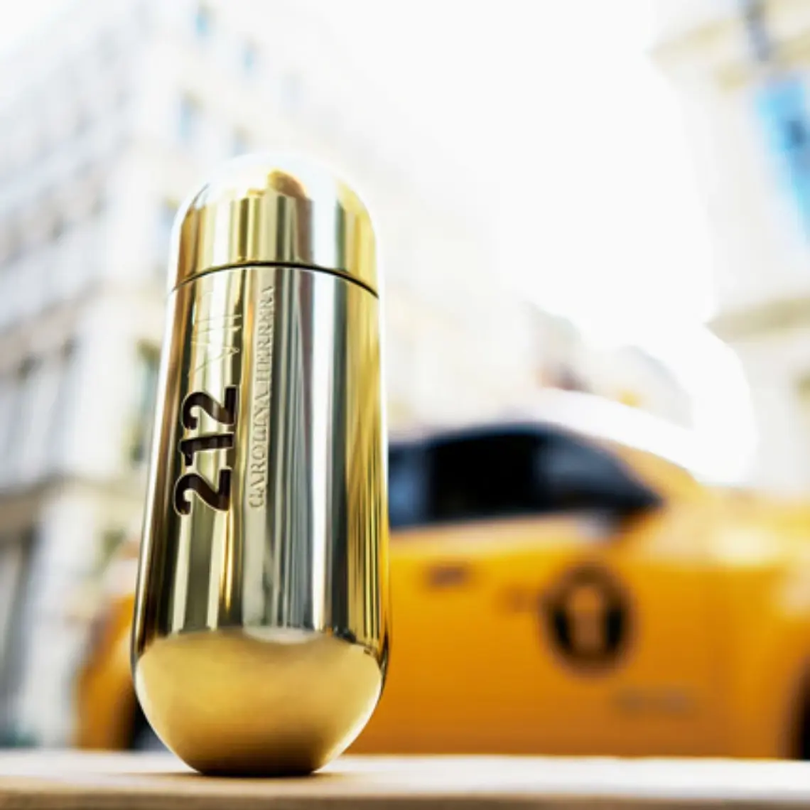 Carolina Herrera 212 VIP Woman Eau de Parfum 3