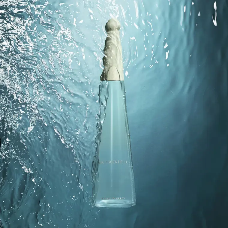 Issey Miyake L'Eau d'Issey Eau Essentielle Eau de Parfum 3