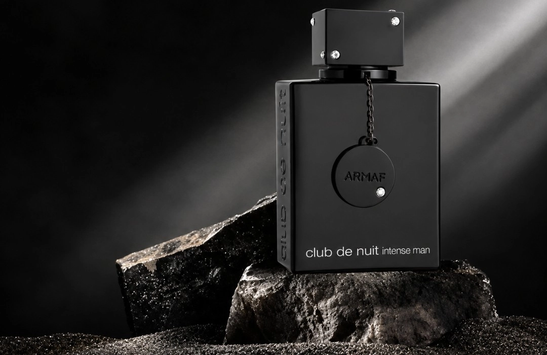 Club de Nuit Intense Man para homens com H grande