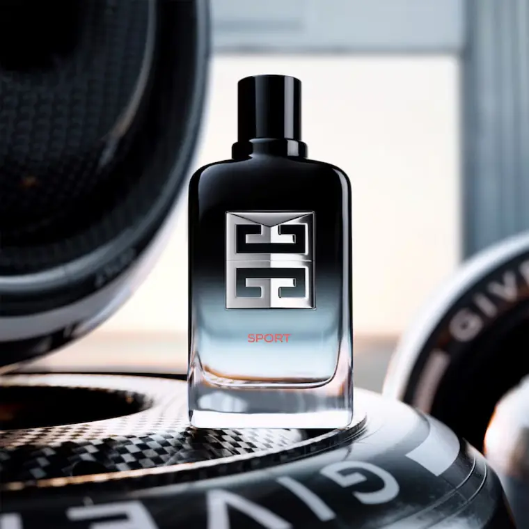 Givenchy Gentleman Society Sport Eau de Parfum 4