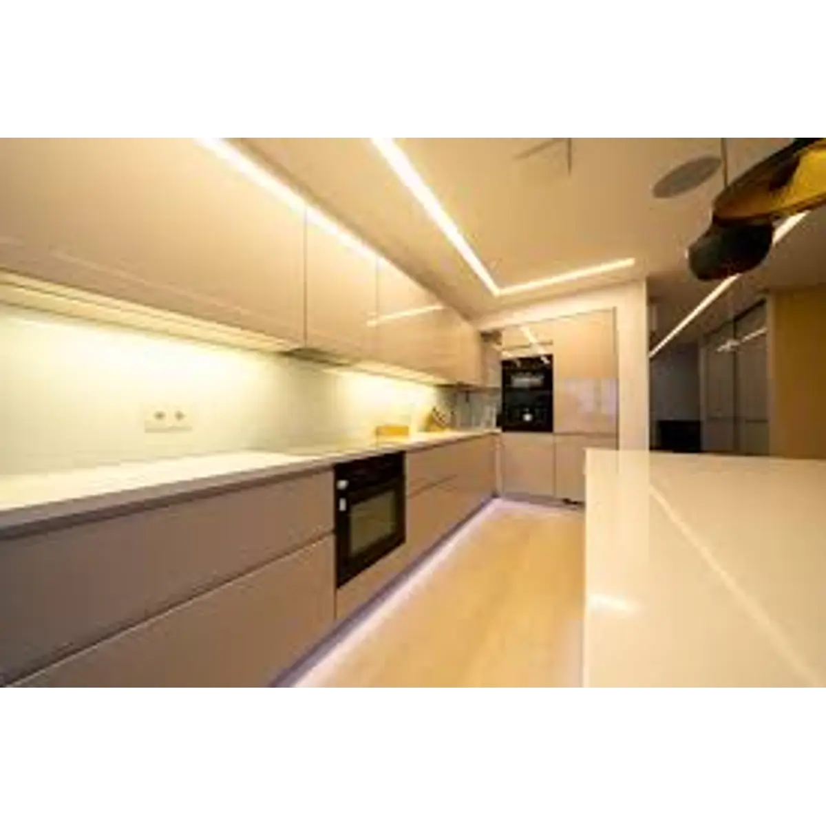 Bande LED COB Flexible 220V - 2 Mètres, 240 LEDs/m, IP65 étanche, Blanc Chaud 3000-3500K, Pour Décoration Intérieure Et Extérieure - 2