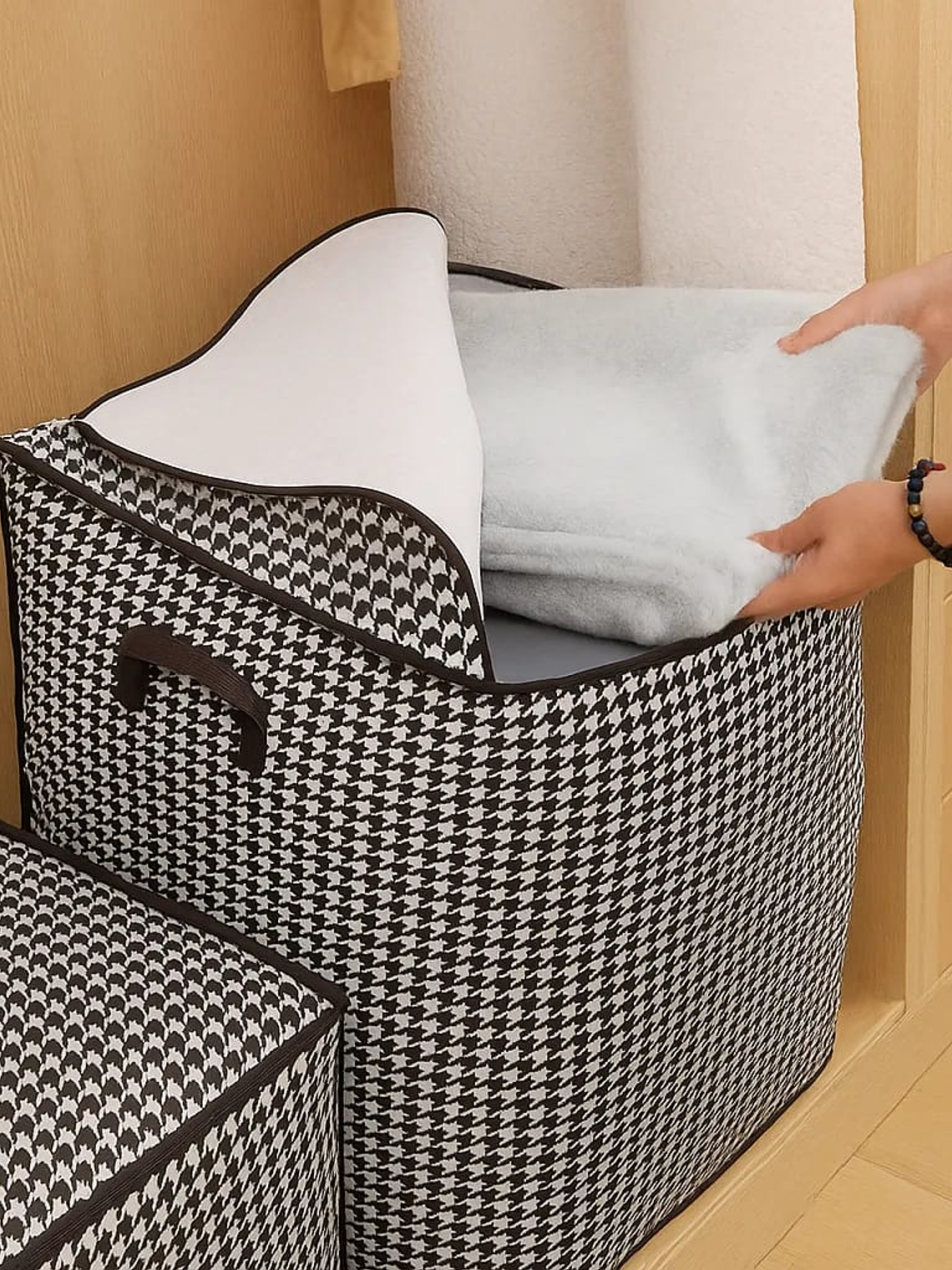 ORGANIZADOR DE ROPA 180L 1