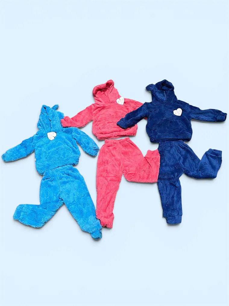 PIJAMA TEXTURIZADA CON GORRO NIÑO/NIÑA 1