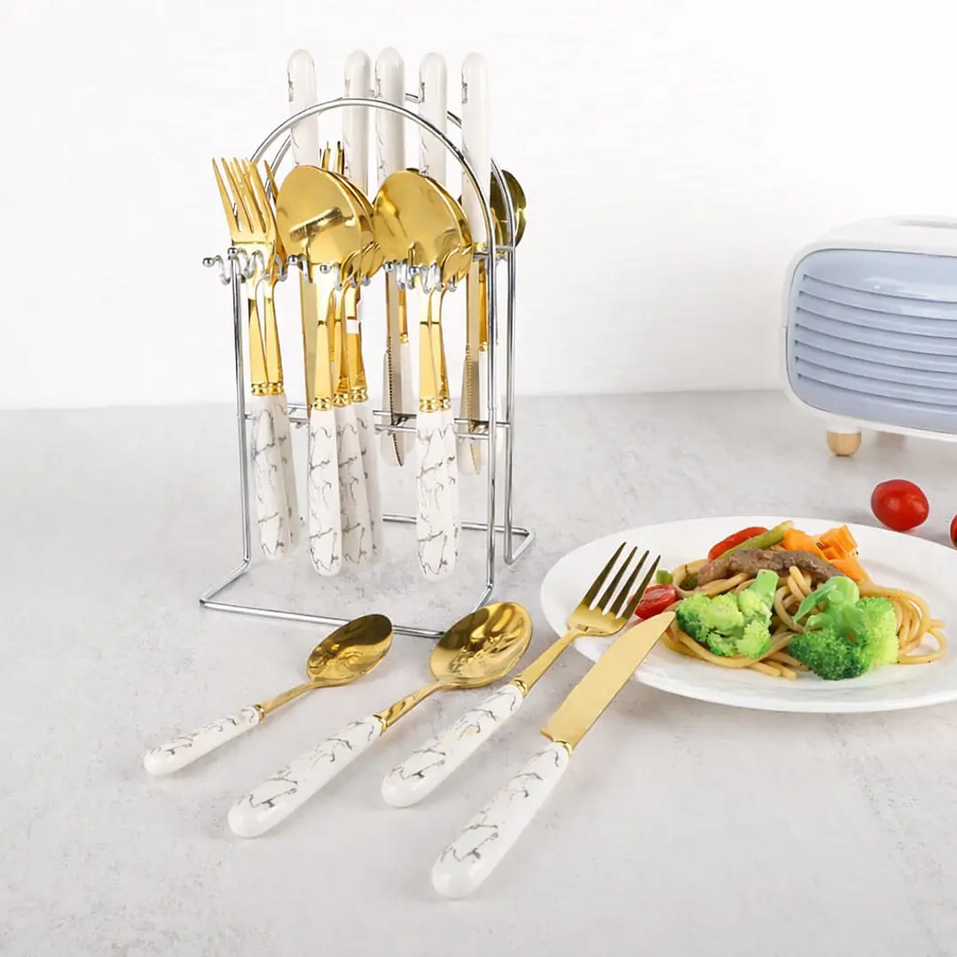 SET DE CUBIERTOS 24 PCS 2