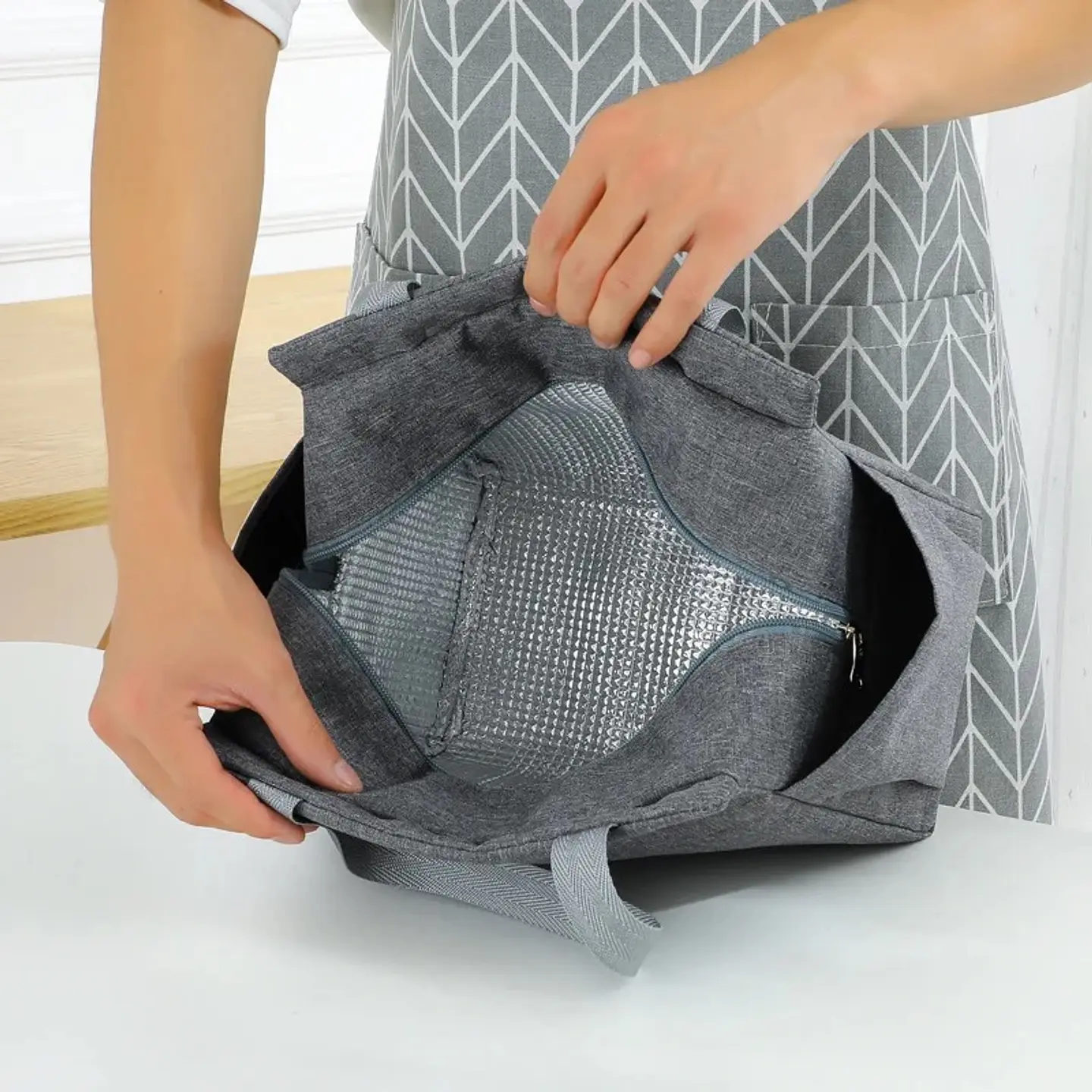 BOLSO LONCHERA TÉRMICA DOBLE BOLSILLO DAMA  5