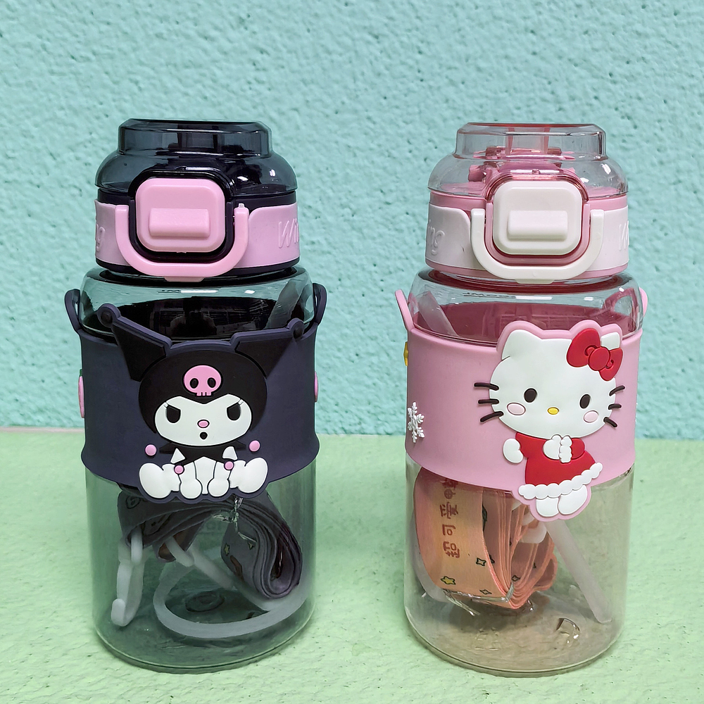 BOTELLAS SANRIO CON COLGANTE 600ML 