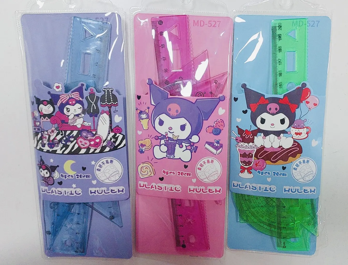 SET DE REGLA FLEXIBLE KUROMI 4PZS 20CM 1