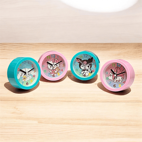 RELOJ SANRIO CON DESPERTADOR
