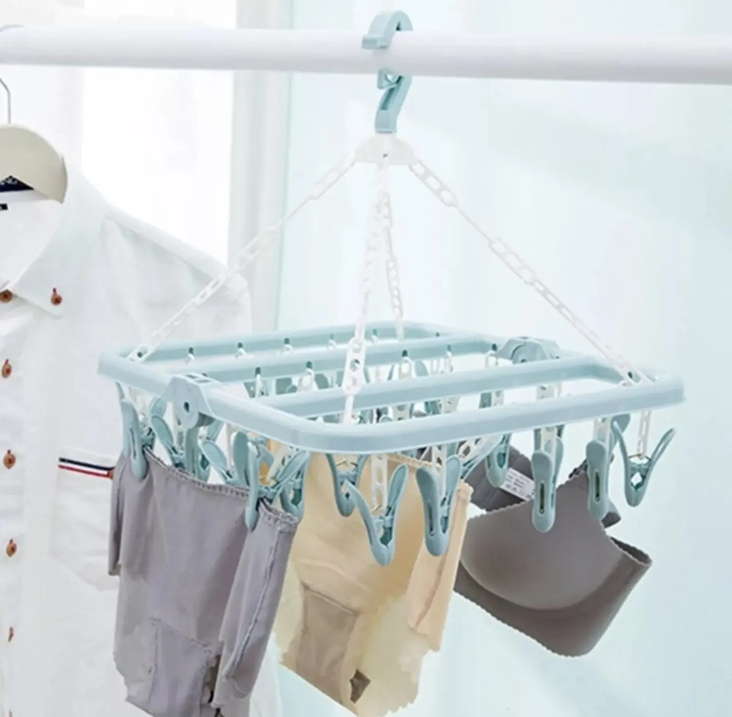 COLGADOR DE ROPA PLEGABLE 32 PERRITOS  2