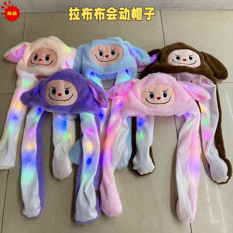 GORRO OREJA MOVIBLE CON LUCES LABUBU 1