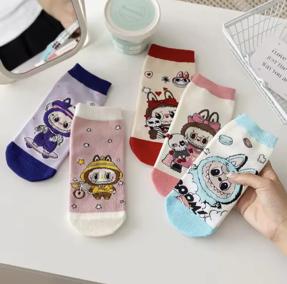 CALCETA CORTA LABUBU  2