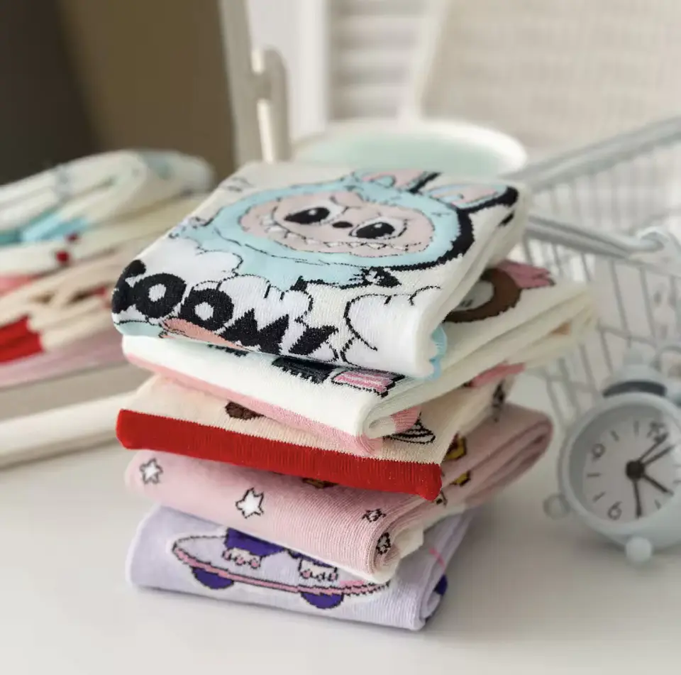 CALCETA CORTA LABUBU  5