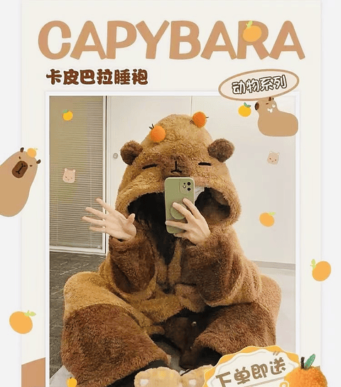 PIJAMA BATA CAPYBARA ADULTO