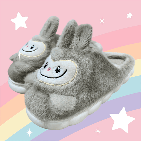 PANTUFLA PELUCHE LABUBU NIÑO TALLA 30/31 32/33 34/35