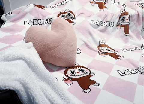 FRAZADA SHERPA CHIPORRO LABUBU 150x200