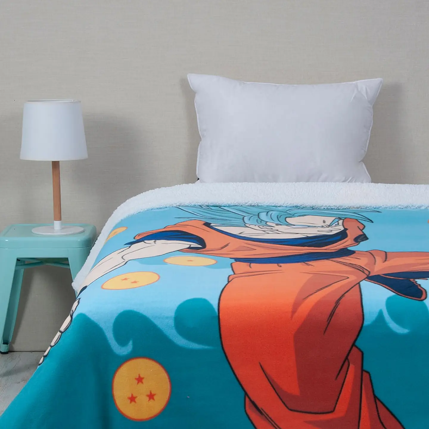 FRAZADA SHERPA CHIPORRO DRAGÓN BALL Z 1.5 PLAZA 150x200CM 2