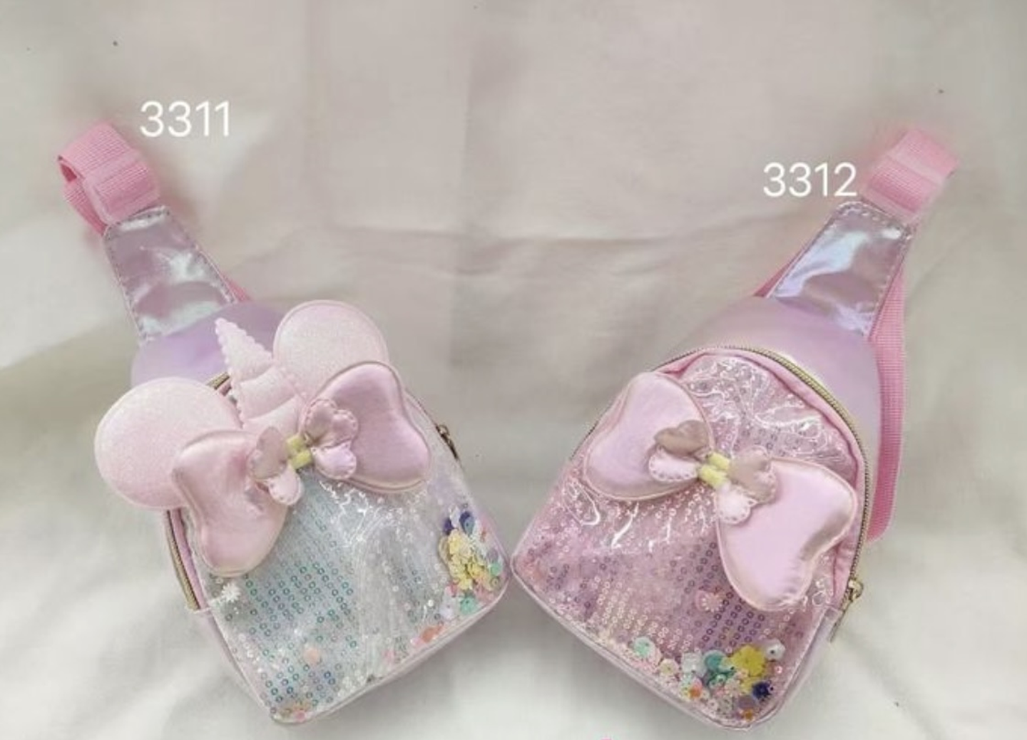 BOLSO BRILLANTE UNICORNIO Y MINNIE MOUSE  1