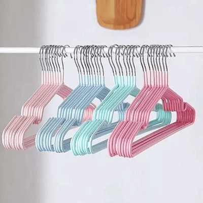 SET DE 10 COLGADORES DE ROPA ANTIDESLIZANTE 
