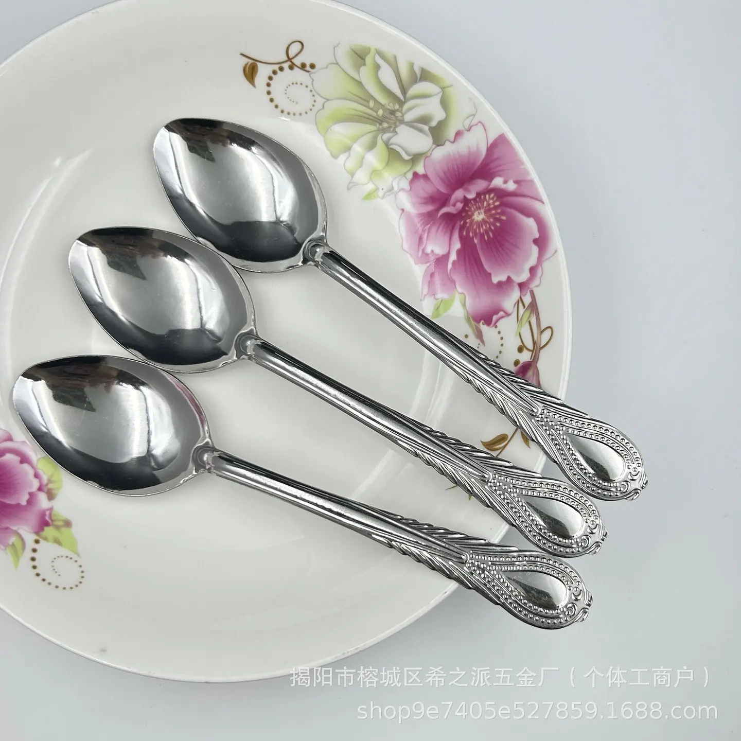 DOCENA DE CUCHARAS DE ACERO INOXIDABLE  1