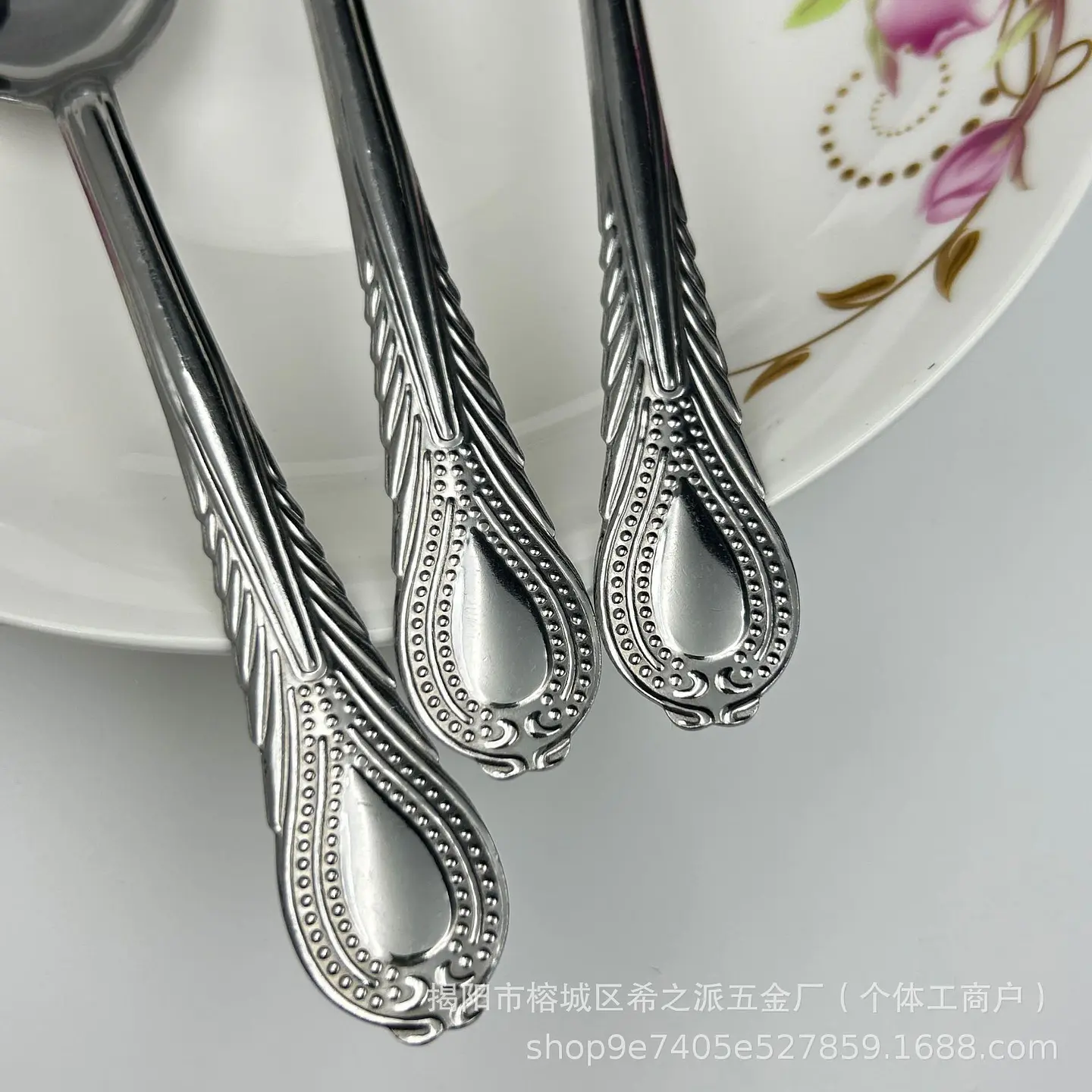 DOCENA DE CUCHARAS DE ACERO INOXIDABLE  5