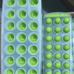 MOLDE DE HIELO SEMI ESFERA BASE DE SILICONA 21 ESPACIOS 