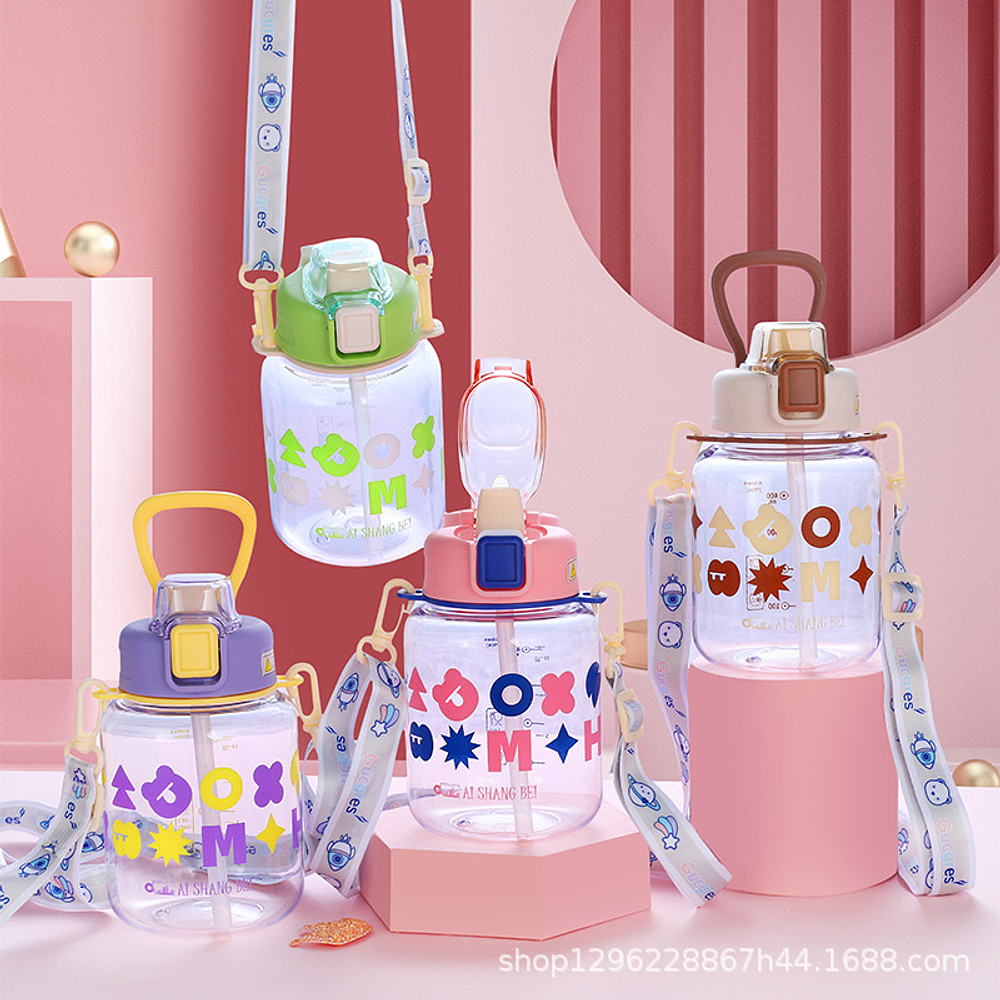 BOTELLA DE AGUA TRANSPARENTE CON DISEÑO 700ML