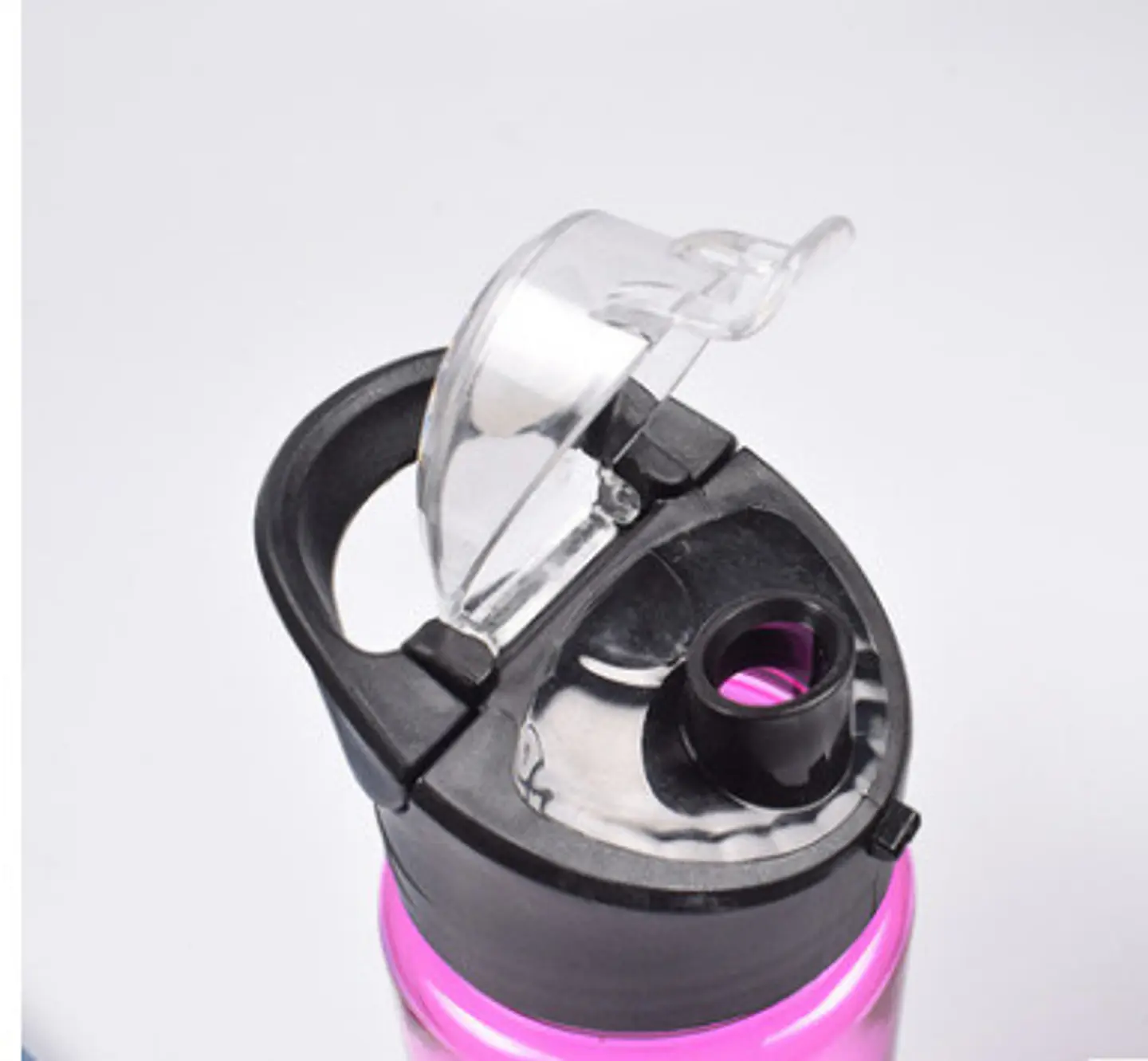 BOTELLA DE AGUA LISO CON FILTRO DE 600ML 2