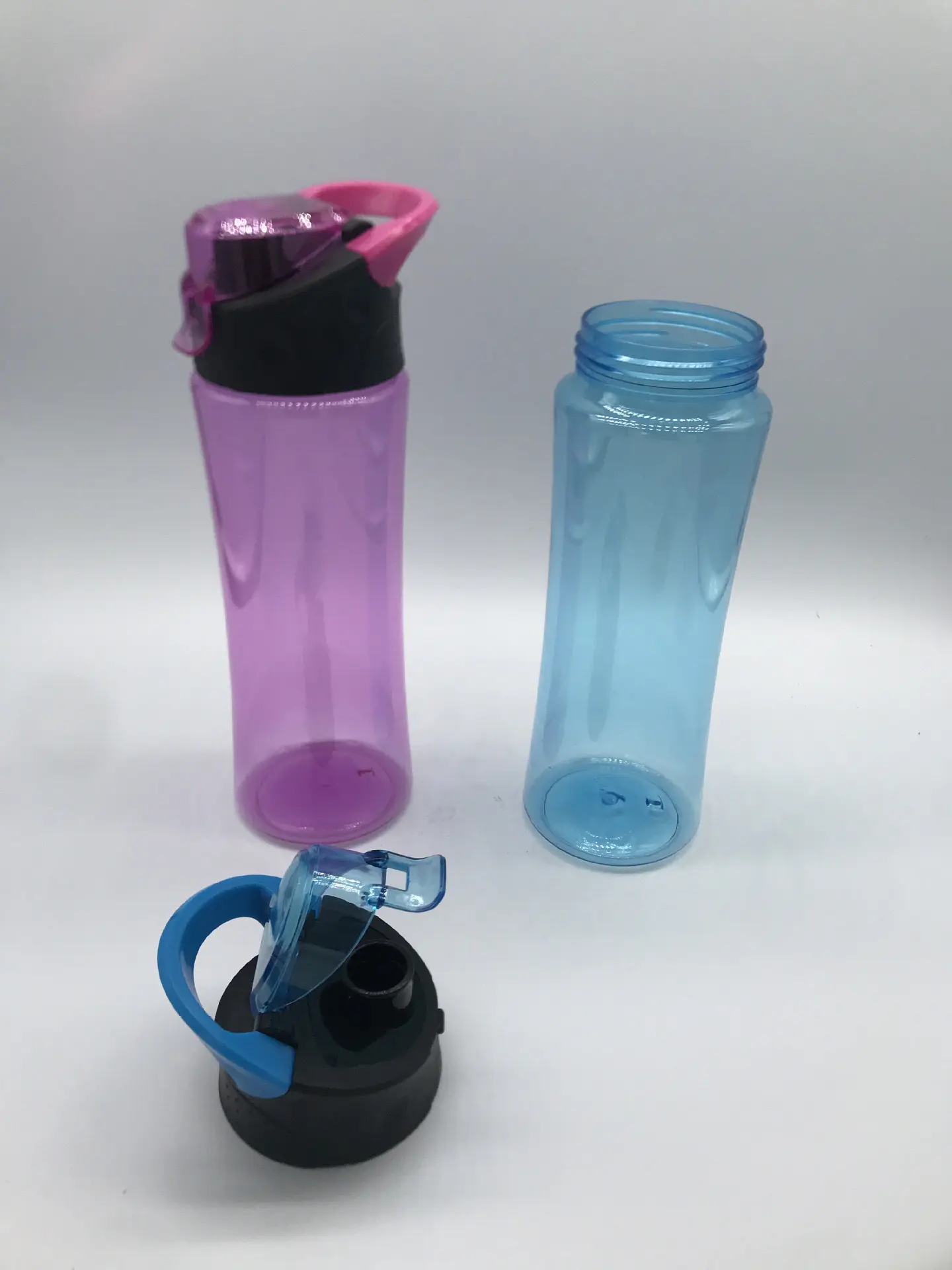 BOTELLA DE AGUA LISO CON FILTRO DE 600ML 7