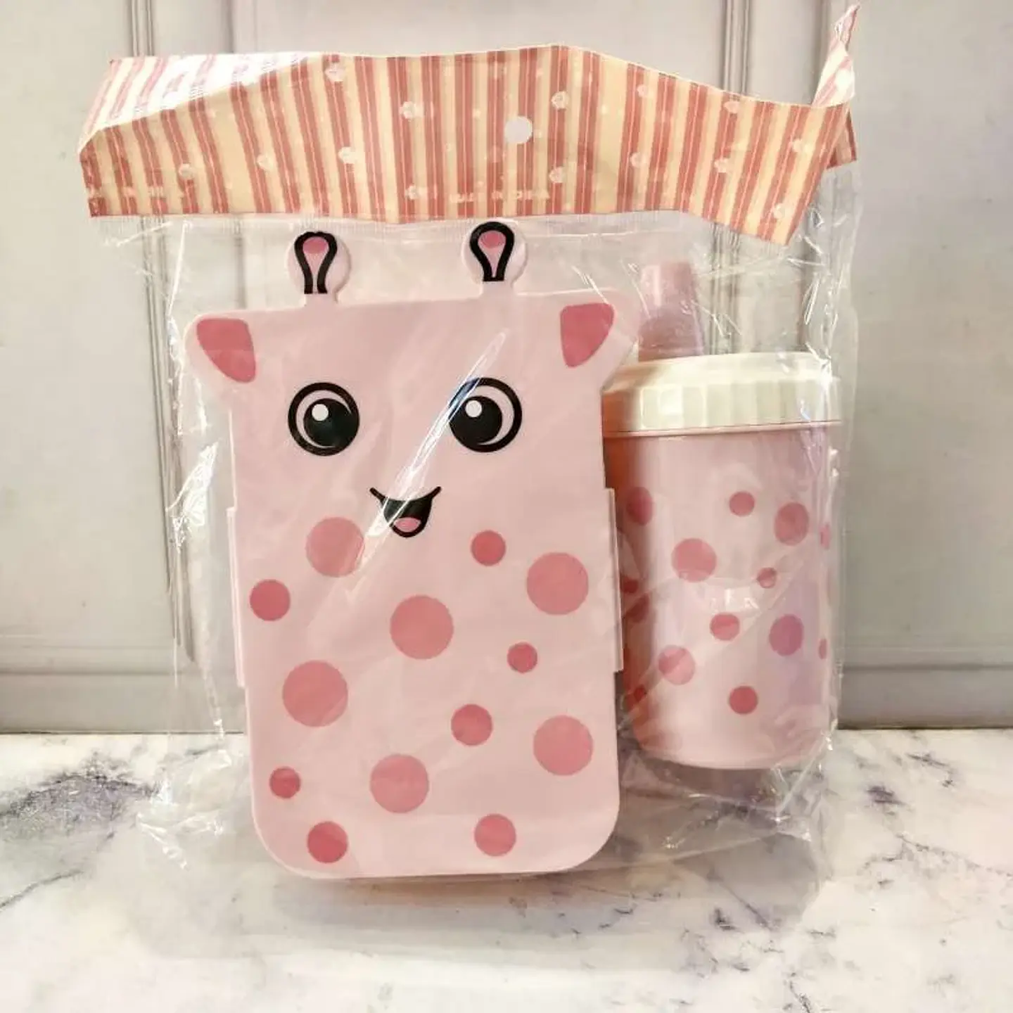 SET LONCHERA + TOMATODO JIRAFA KAWAI  7