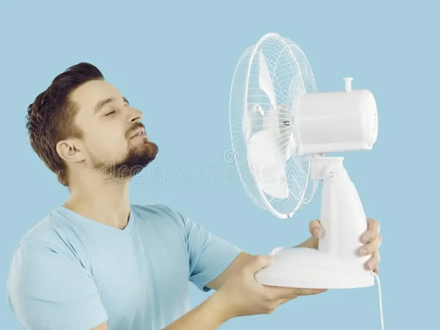 VENTILADOR DE MESA 220V 16'' 3 ASPAS 3 VELOCIDADES  1