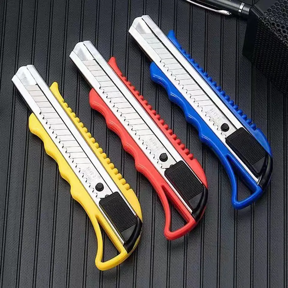 CORTA CARTON CALIDAD COLORES 18CM 5