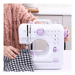 MAQUINA DE COSER DOMÉSTICA MULTIFUNCIONAL BLANCO 