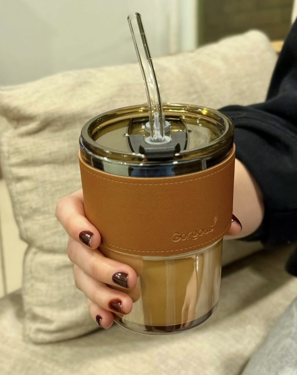 VASO DE VIDRIO CON FUNDA + BOMBILLA  1