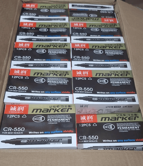 MARCADOR PERMANENTE CAJA 12 UNIDADES SURTIDO NEGRO, AZUL, ROJO 