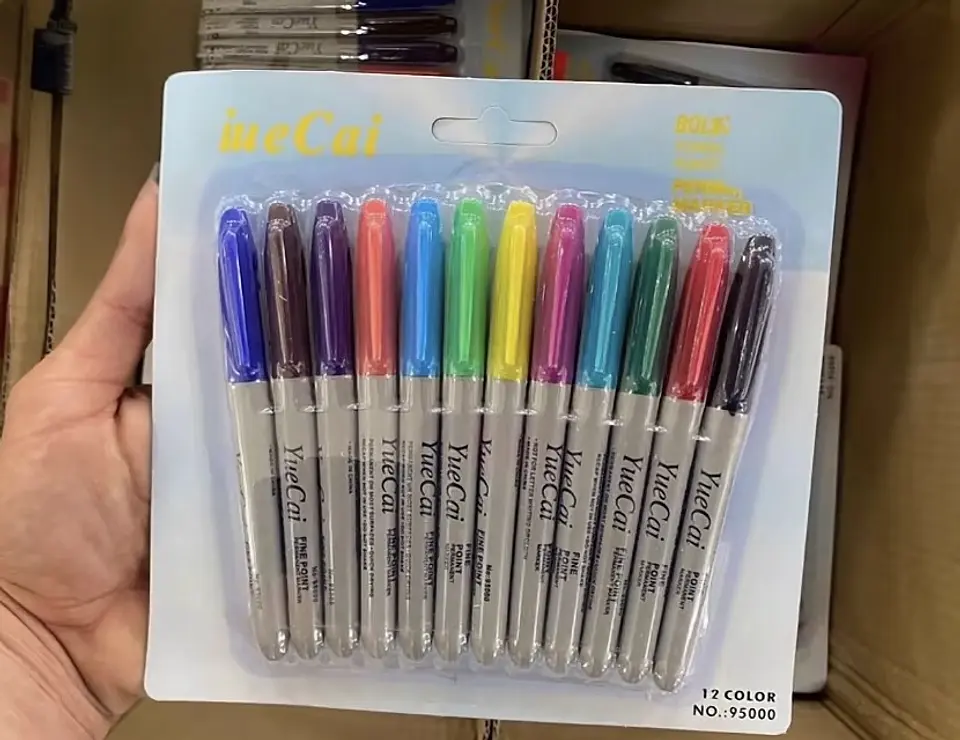 SET 12 MARCADORES PERMANENTES PUNTA GRUESA YUECAI COLORES 4