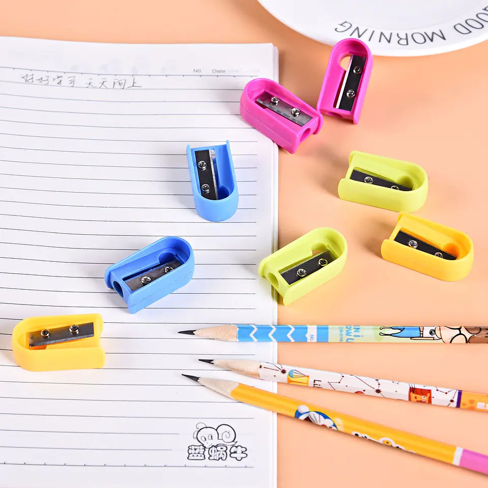 SET DE 12 SACA PUNTA DE COLORES DISEÑOS  4