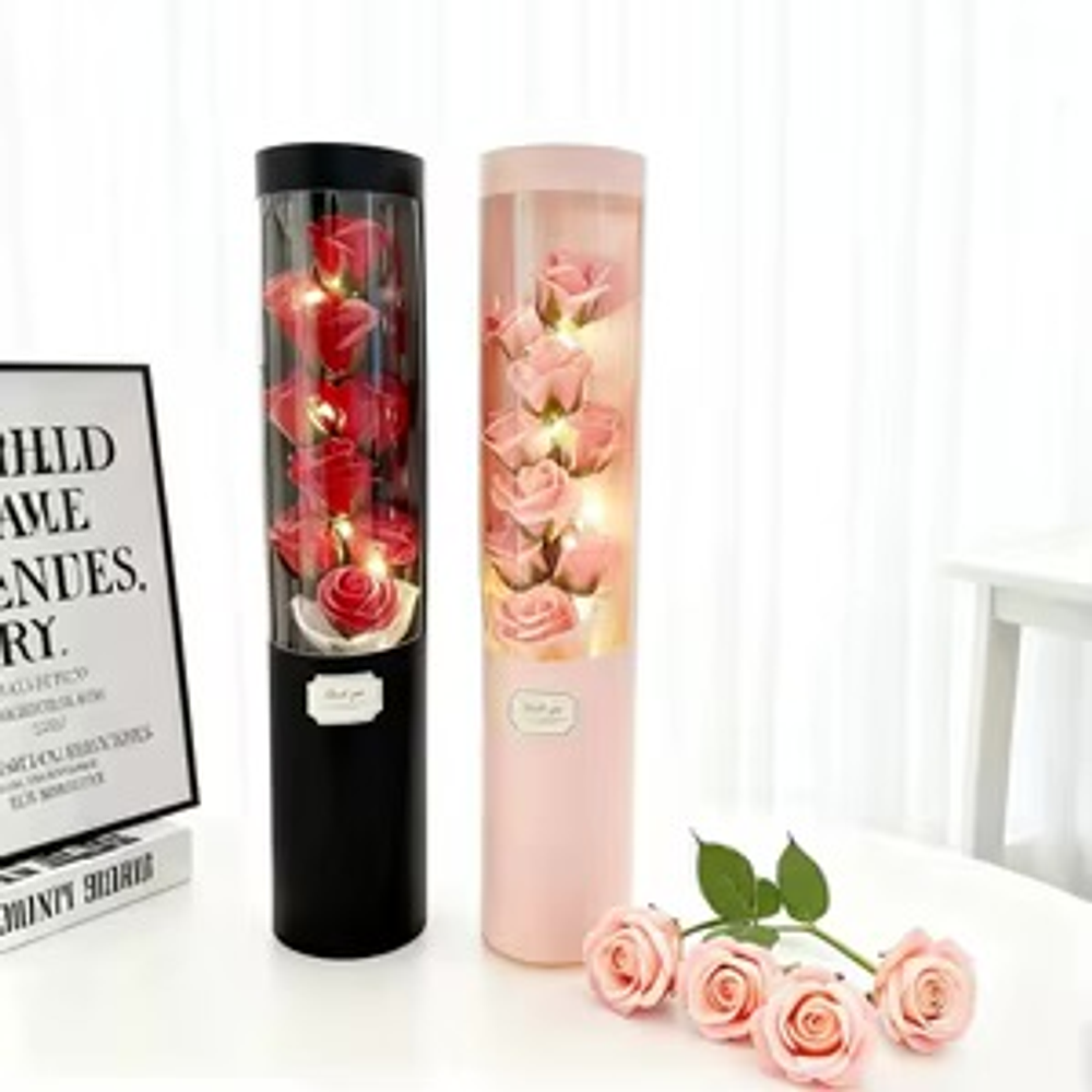 RAMO DE ROSAS CON LUCES EN CAJITA 40x10CM