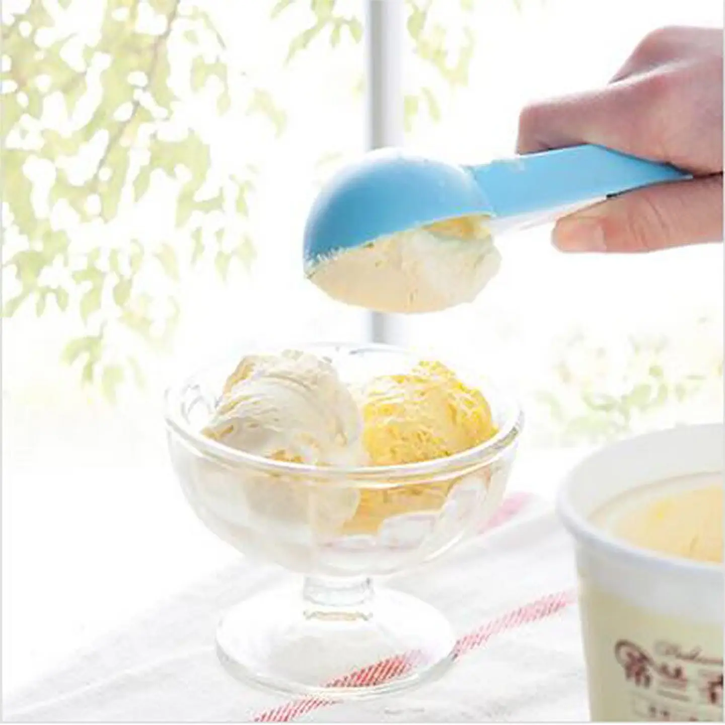 CUCHARA DE PLÁSTICO PARA HELADO-YOGURT-FRUTA 5