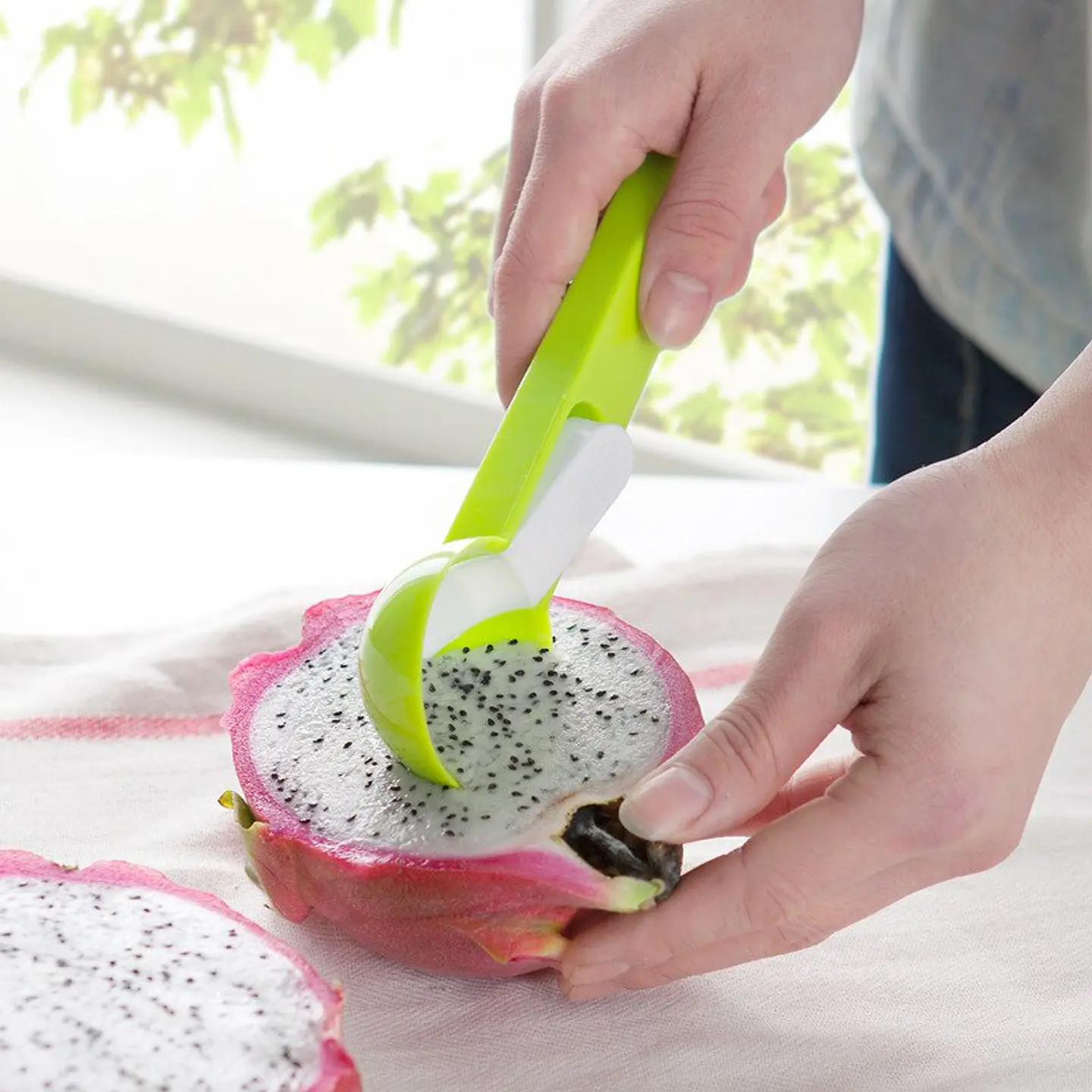 CUCHARA DE PLÁSTICO PARA HELADO-YOGURT-FRUTA 3