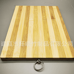 TABLA PICAR BAMBÚ GRUESO 20X30CM CON ARGOLLA PARA COLGAR