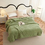 FRAZADA TEXTURIZADA MARIPOSA CON CHIPORRO 2 PLAZAS