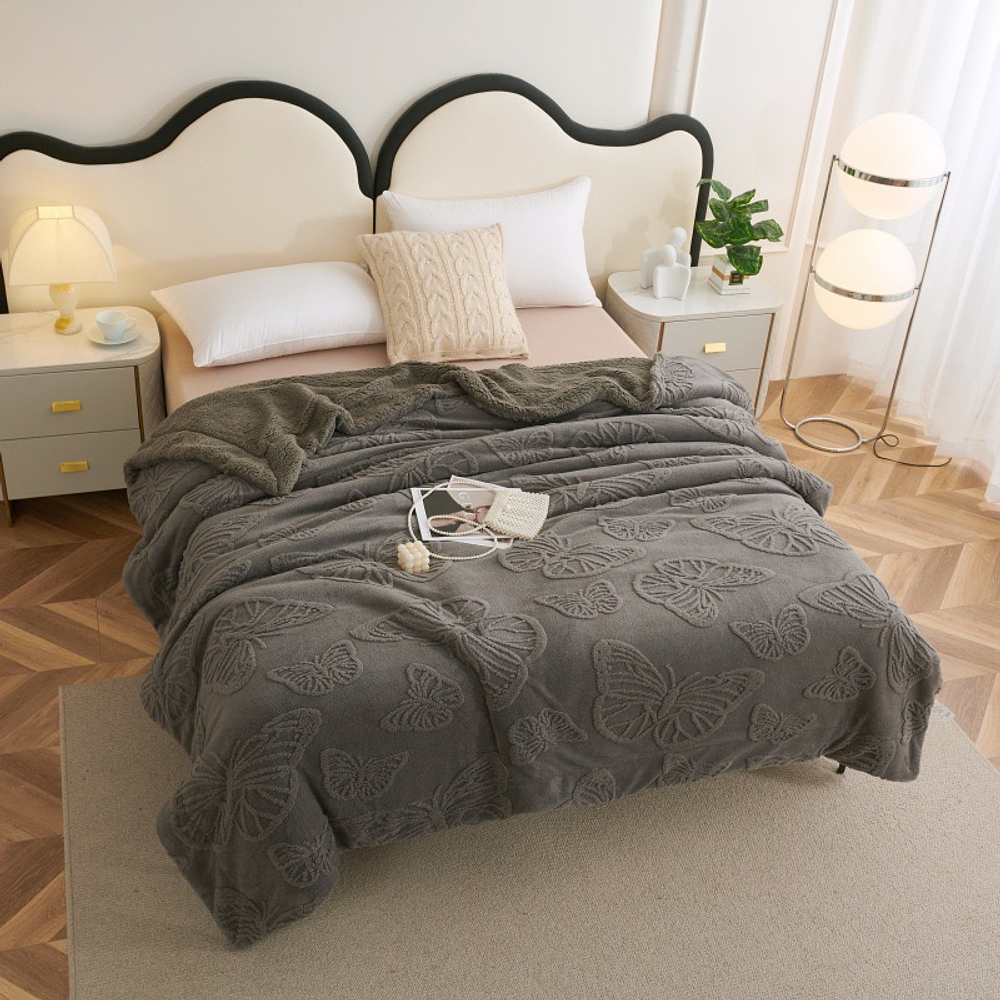 FRAZADA TEXTURIZADA MARIPOSA CON CHIPORRO 2 PLAZAS