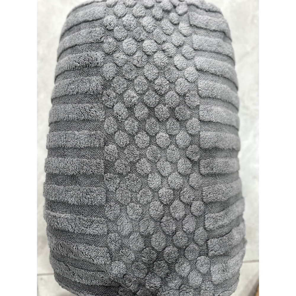 FRAZADA TEXTURIZADA PUNTOS CON CHIPORRO KING 2.5 PLAZAS