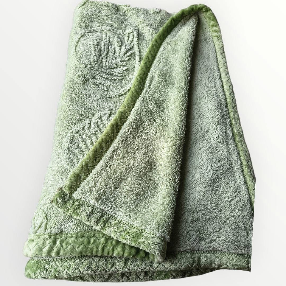 FRAZADA TEXTURIZADO HOJAS CON CHIPORRO DE 1.5 PLAZA 160x220CM 6