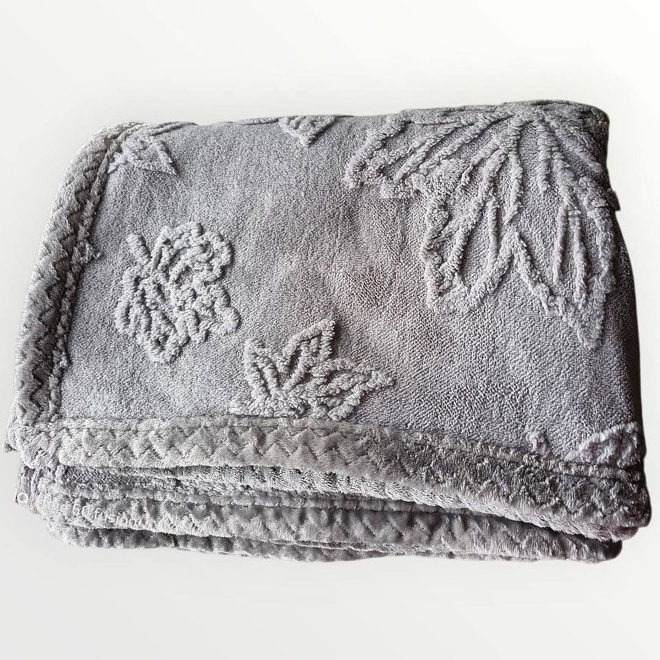 FRAZADA TEXTURIZADO HOJAS CON CHIPORRO DE 1.5 PLAZA 160x220CM 8