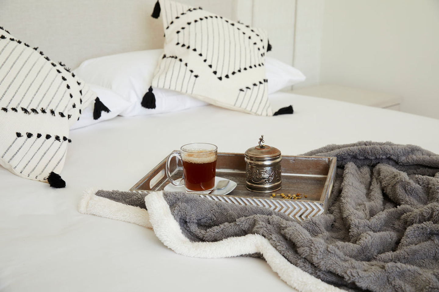 FRAZADITA TEXTURIZADA CON CHIPORRO DE 100x150CM 3